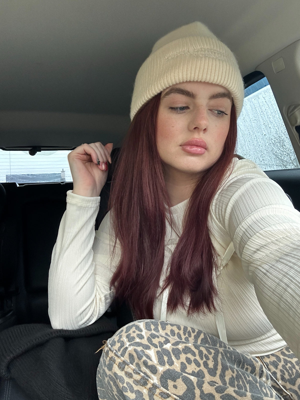 The Anxious girls society Cream Cashmere Hat